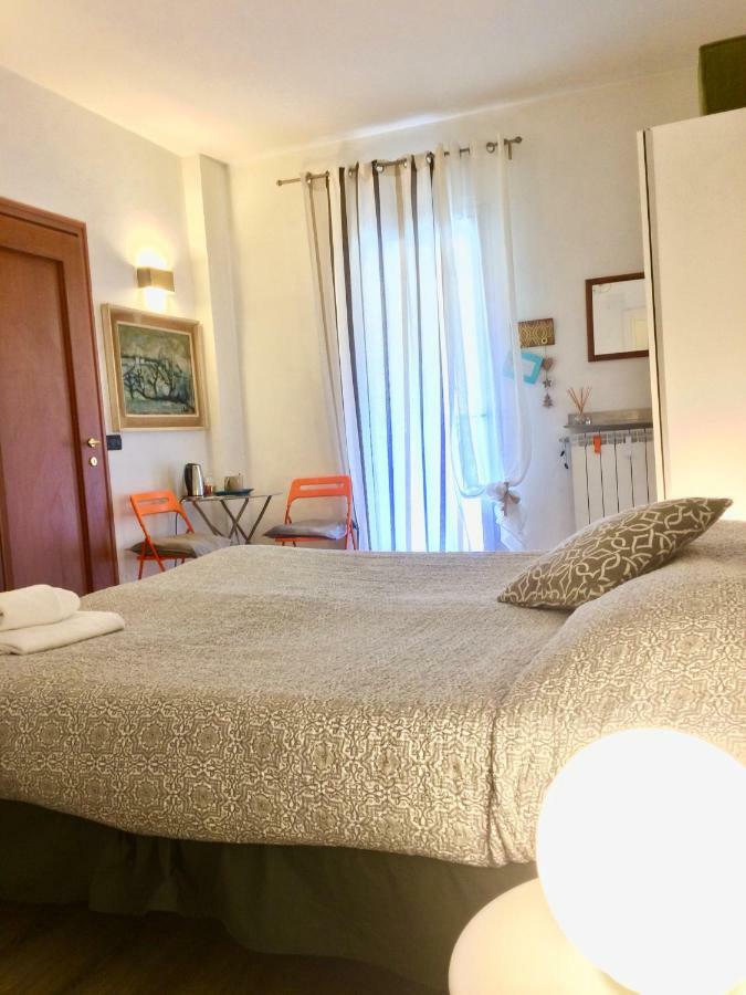 Sulla Via Delle Cinque Terre Hotel La Spezia Buitenkant foto